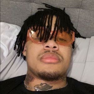 Meet your Posher, Axel